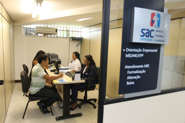 SAC Empresarial presta auxílio gratuito a empresários na Semana do MEI