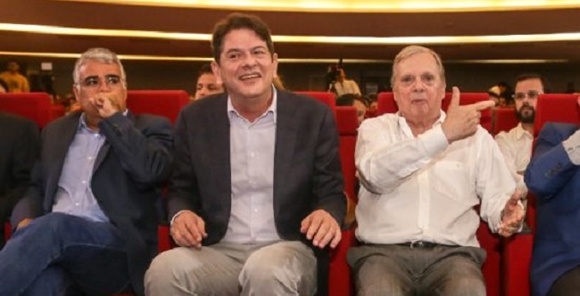Cid Gomes: “Aliança exótica da Oposição com o Centrão vai se repetir muitas vezes”