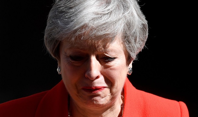 Theresa May renuncia ao cargo de primeira-ministra do Reino Unido