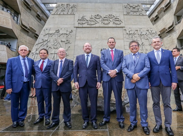 Presidentes de Legislativos do Nordeste realizam encontro na ALBA