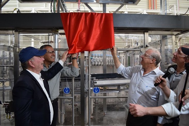 Grupo Petrópolis inaugura linha de produção de refrigerantes em Alagoinhas