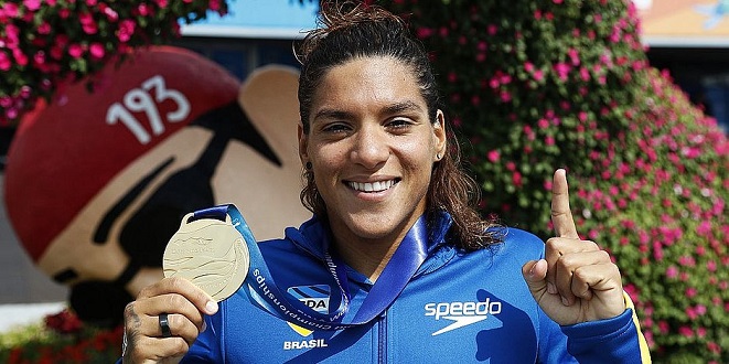 Ana Marcela conquista ouro no Mundial de Maratonas Aquáticas na Coreia do Sul