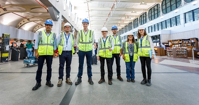 Secretaria Nacional de Aviação Civil inspeciona obras no aeroporto de Salvador