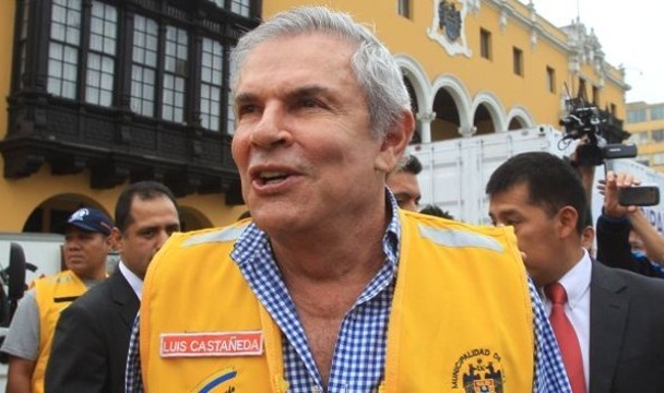 Ex-prefeito de Lima é proibido de sair do Peru por suposta propina da OAS