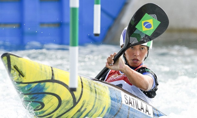 Brasileira Ana Sátila conquista mais um ouro no Mundial Sub-23 de Canoagem