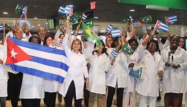 Portaria concede residência no Brasil a cubanos que atuaram no Mais Médicos
