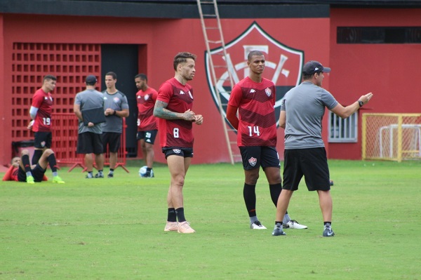 Série B: Vitória encara a Ponte Preta neste sábado no Barradão