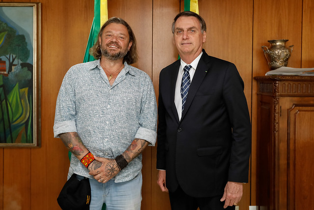 Biólogo Richard Rasmussen recebe título de embaixador do ecoturismo brasileiro