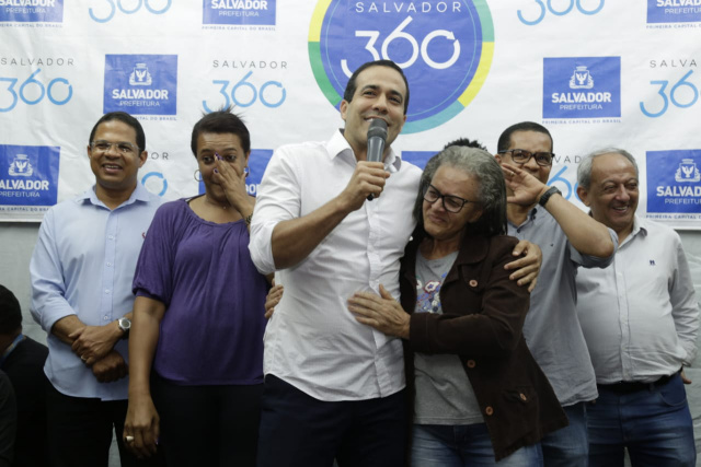 Bruno Reis entrega espaço de lazer requalificado no Alto da Terezinha