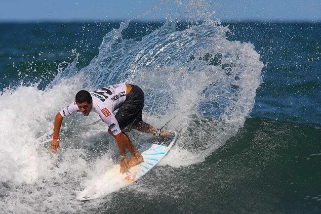 Camaçari Open de Surf acontece neste fim de semana em Arembepe