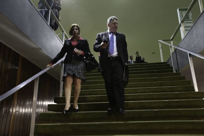 Ex-governadores do RJ, Garotinho e Rosinha são novamente presos