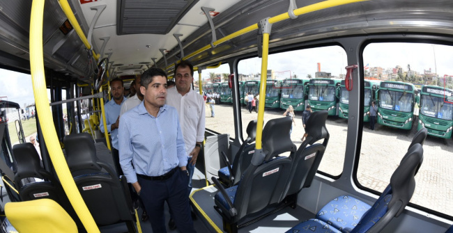 Salvador ganha novos ônibus climatizados e mapas em pontos