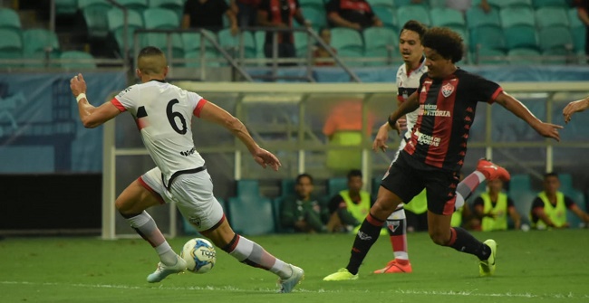Na Fonte Nova, Vitória fica no 0 a 0 com o Atlético-GO