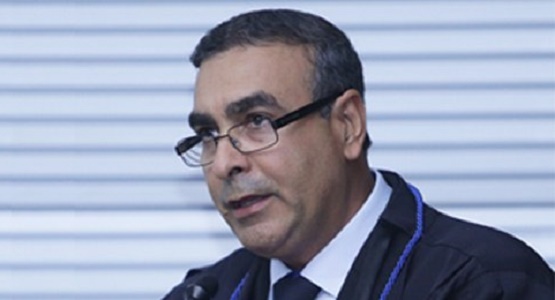 Cláudio Gusmão é reconduzido ao cargo de procurador regional Eleitoral na Bahia