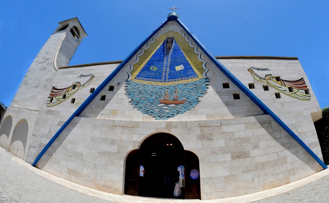 Salvador e Lauro terão missas e procissões em homenagem a Nossa Senhora Aparecida