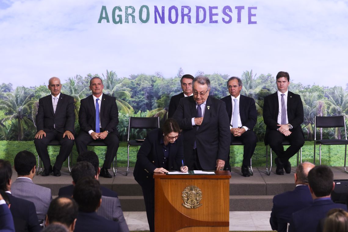 Governo lança o AgroNordeste para desenvolver a agropecuária na região