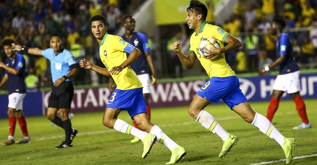 Mundial Sub-17: Brasil bate a França por 3 a 2 e avança para a final; veja os gols