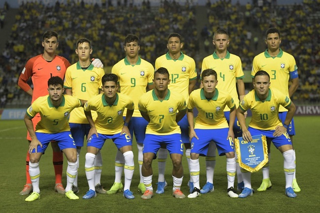 Brasil decide título do Mundial de Futebol Sub-17 contra o México neste domingo