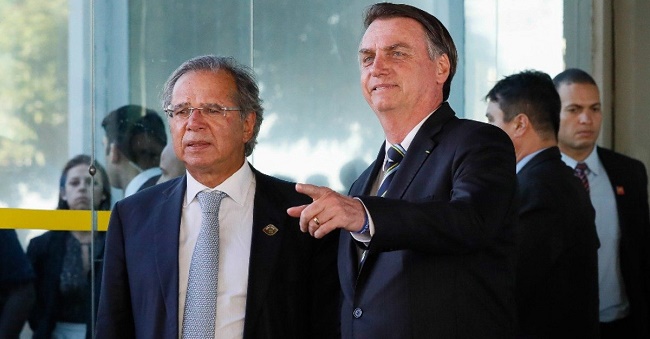 Bolsonaro diz que Guedes é o “homem que decide a economia no Brasil”