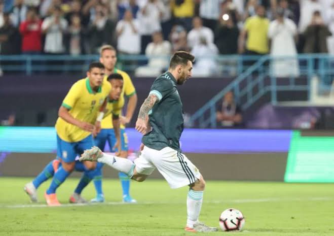 Brasil perde amistoso para a Argentina por 1 a 0; veja o gol