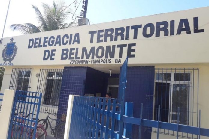 Presos rendem carcereiro e fogem de delegacia em Belmonte