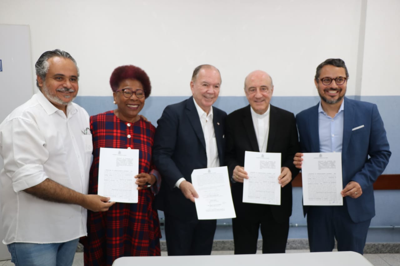Governo e Arquidiocese firmam parceria para conservar patrimônio histórico da Bahia