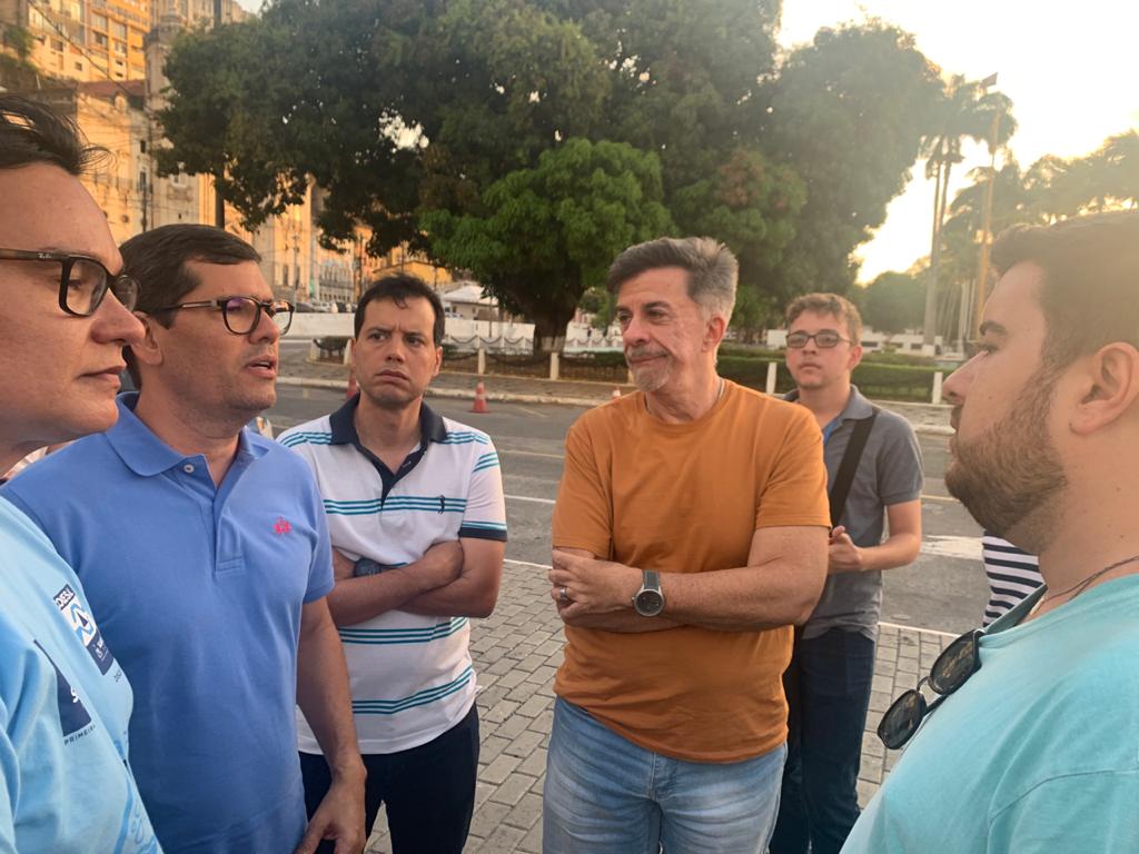 Prefeitura de Salvador dialoga com família de Mário Cravo para reconstruir monumento
