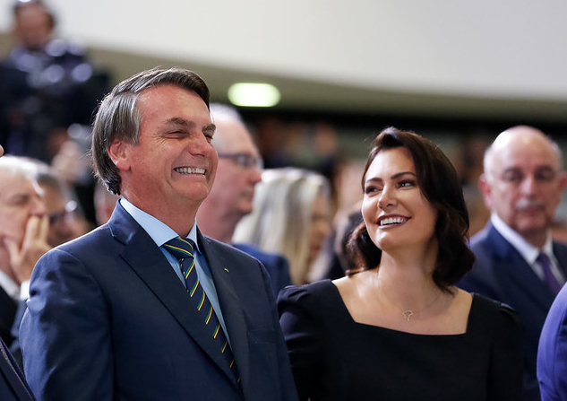 Bolsonaro decide retornar a Brasília para passar réveillon com Michelle