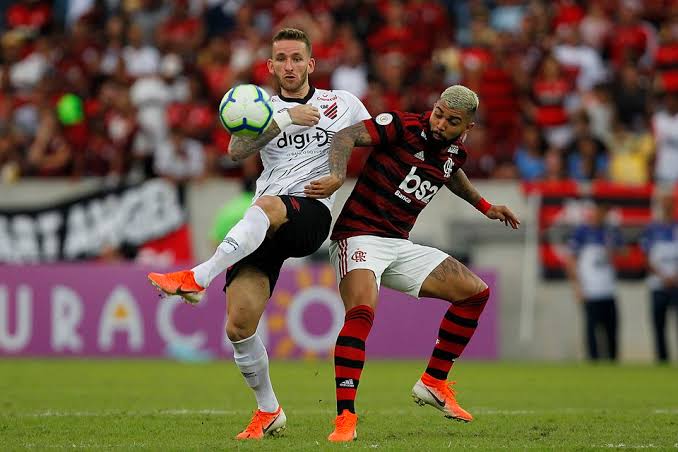 Athletico-PR e Flamengo vão disputar a Supercopa do Brasil em fevereiro