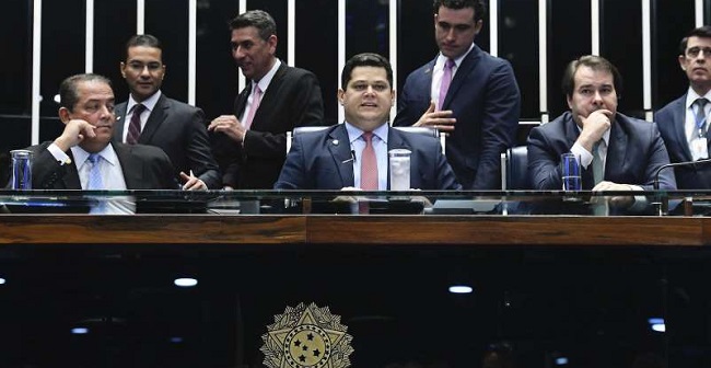Congresso mantém vetos de Bolsonaro sobre a LDO