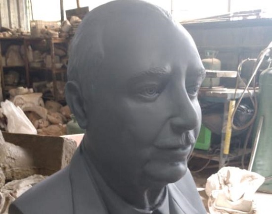 Centro de Convenções de Salvador terá busto em homenagem a ACM