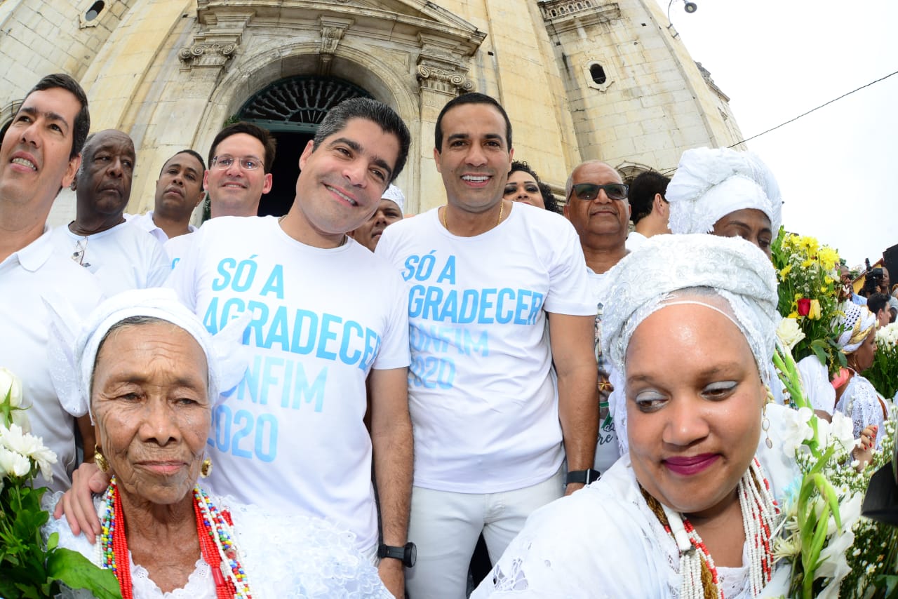 “Que o Senhor do Bonfim cubra de graças e bênçãos o futuro de Salvador”, diz Bruno Reis