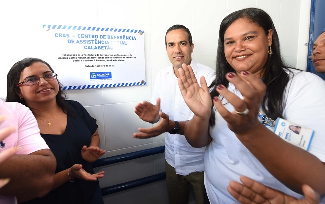 Prefeitura de Salvador entrega CRAS no Calabetão