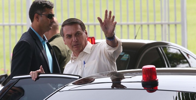 Bolsonaro diz que opinião pública tem que ser preparada para Fundo Eleitoral