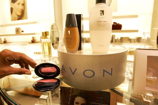 Natura se torna 4ª maior empresa de cosméticos do mundo após comprar a Avon
