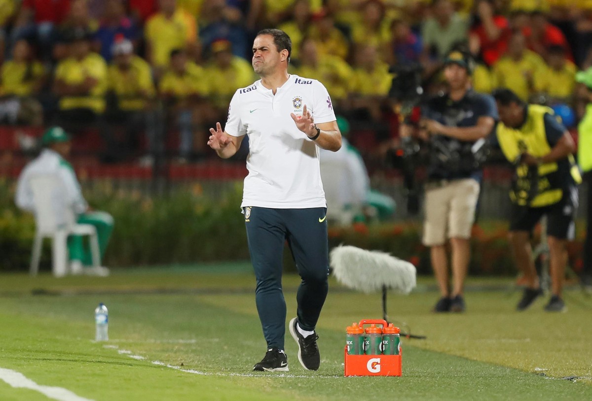 Brasil empata com a Colômbia em 1 a 1 pelo Pré-Olímpico