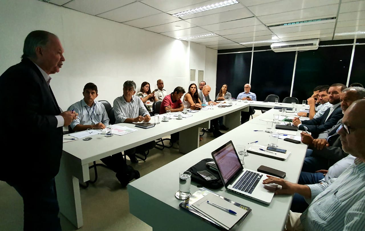 Governo da Bahia estuda ampliação do polo sucroenergético no Médio São Francisco
