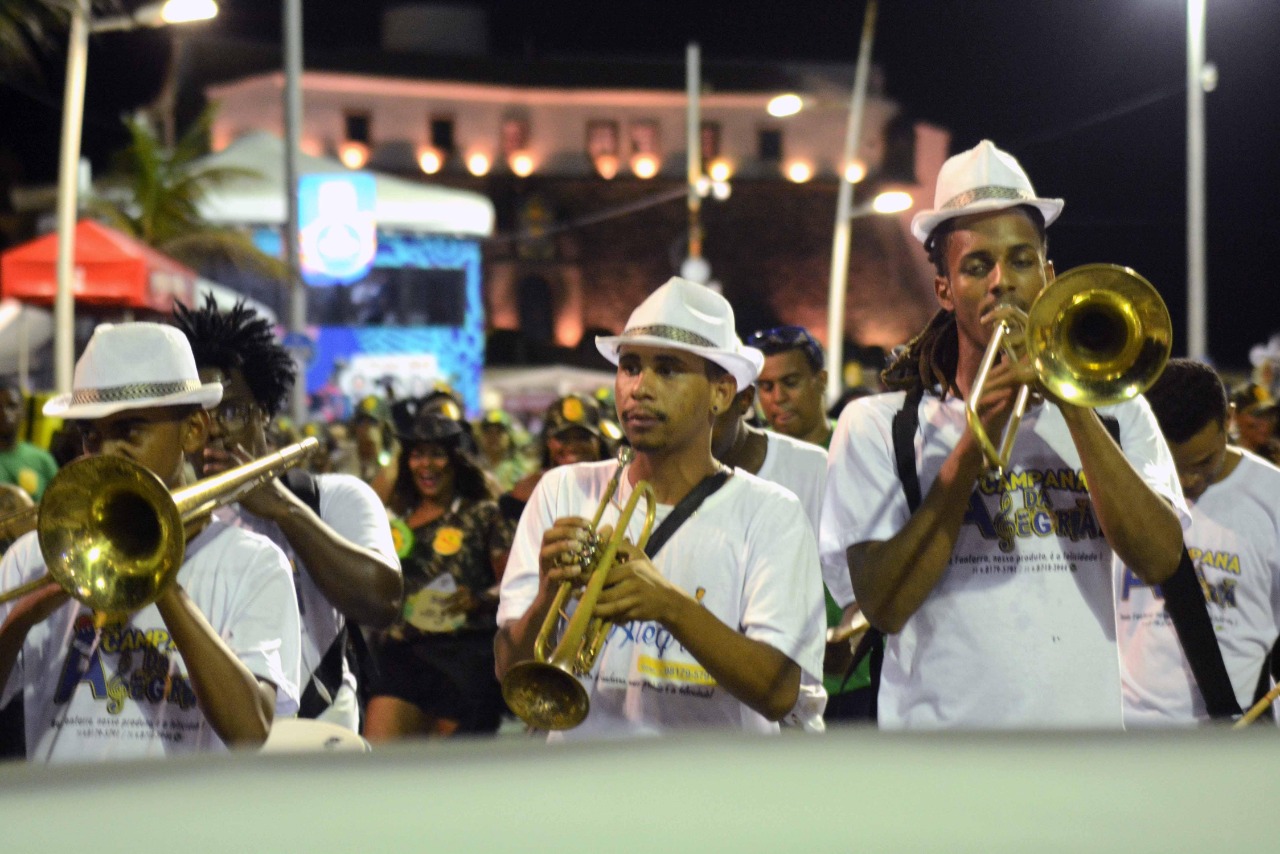 Pré-Carnaval de Salvador continua nesta quarta no Circuito Sérgio Bezerra