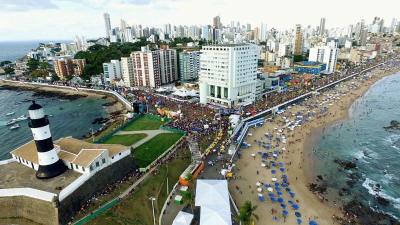 Carnaval de Salvador também é sinônimo de trabalho e renda para muita gente