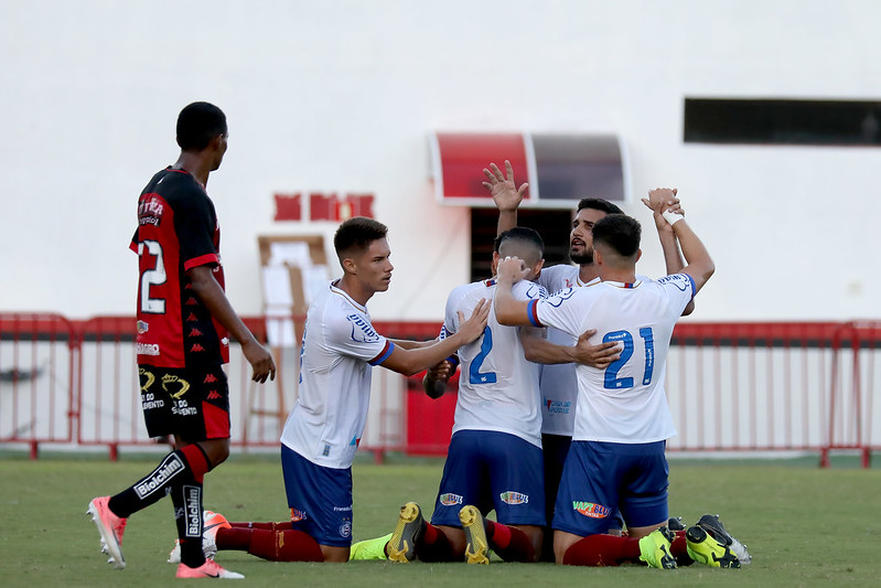 Bahia vence o Vitória por 2 a 1 pelo Baianão; veja os gols