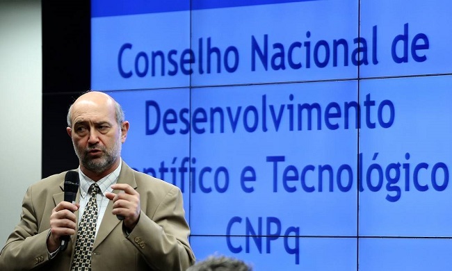 Governo Bolsonaro substitui presidente do CNPq