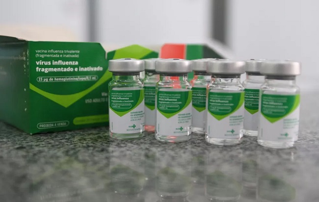 Sesab recebe 328 mil novas doses da vacina contra a gripe