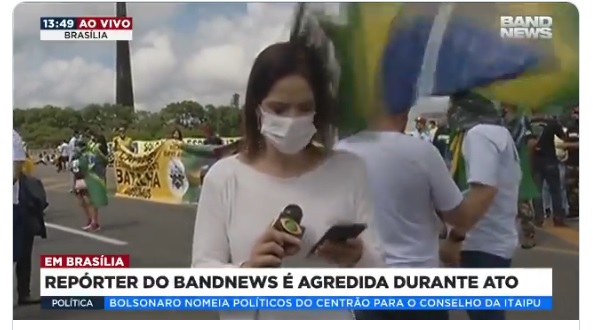 Repórter é agredida durante cobertura de ato pró-Bolsonaro