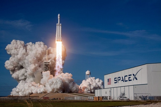 Nasa autoriza primeiro voo tripulado da SpaceX no dia 27
