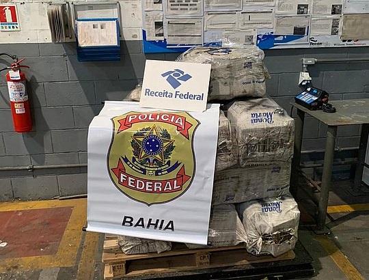 Carga de 673 kg de cocaína é apreendida no Porto de Salvador