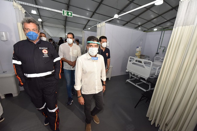 ACM Neto inaugura mais 20 leitos de UTI em hospital de campanha na Paralela