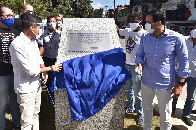 Prefeitura entrega primeira etapa da requalificação da Avenida Aliomar Baleeiro