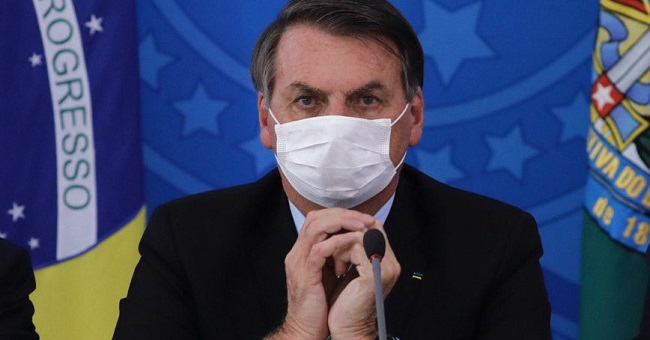 Bolsonaro diz a embaixador que Brasil vai ajudar o Líbano