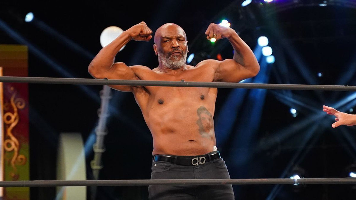 Aos 54 anos, Mike Tyson anuncia luta contra Roy Jones Jr.