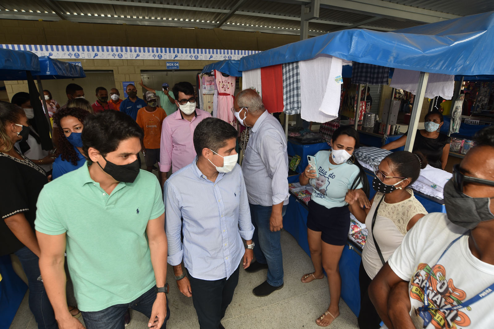 Fazenda Coutos ganha centro comercial para feirantes